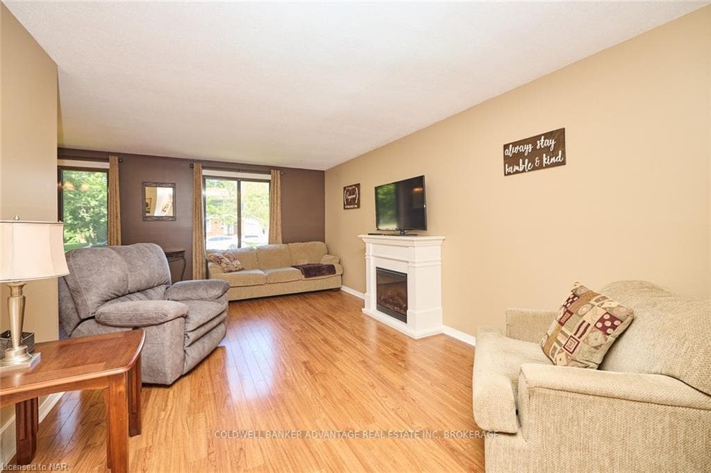 45 MCCRAE Drive photo 7