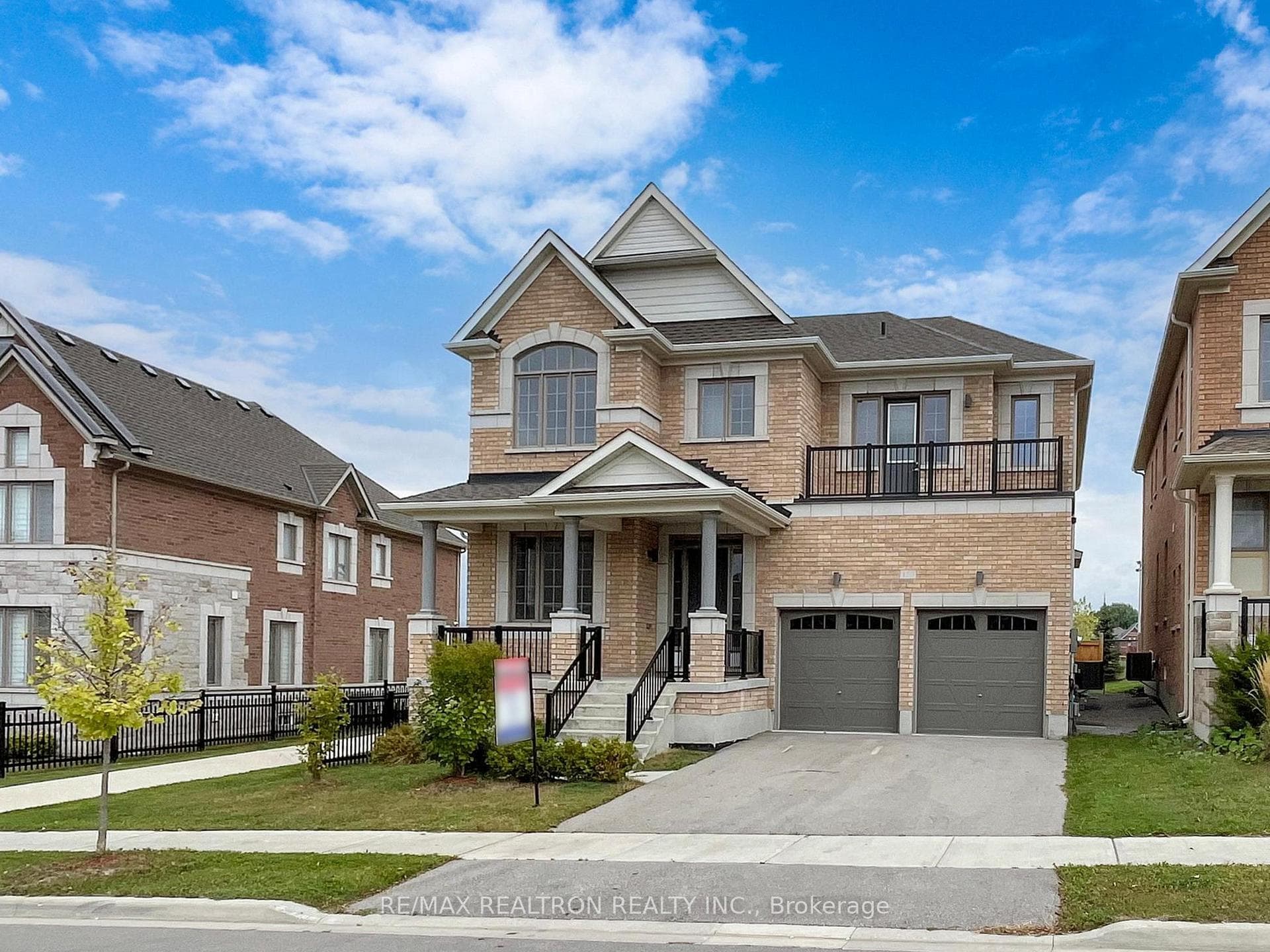 130 Frank Kelly Drive photo 4