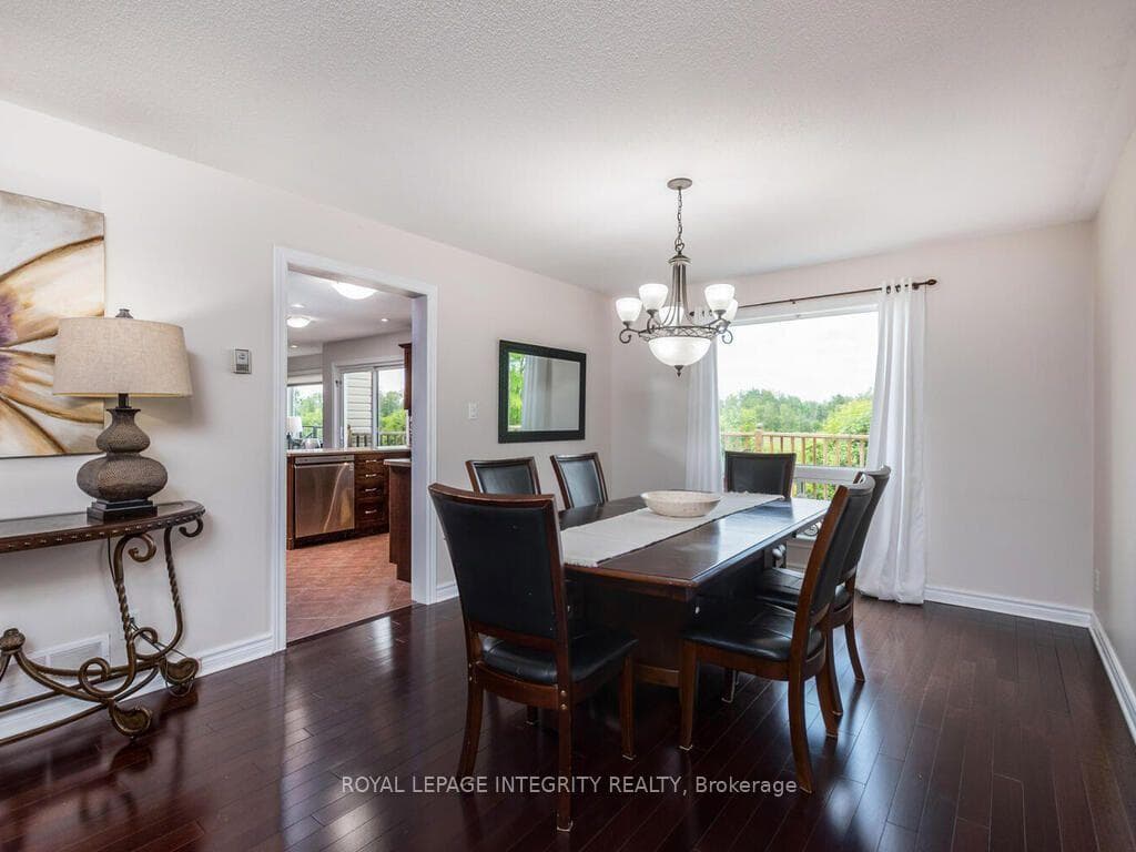 111 Comba Drive photo 8