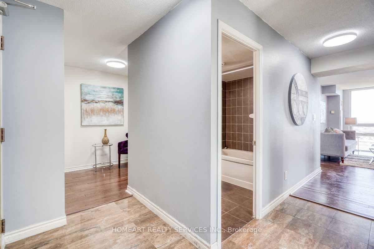 88 Grangeway Avenue Unit 2508 photo 6