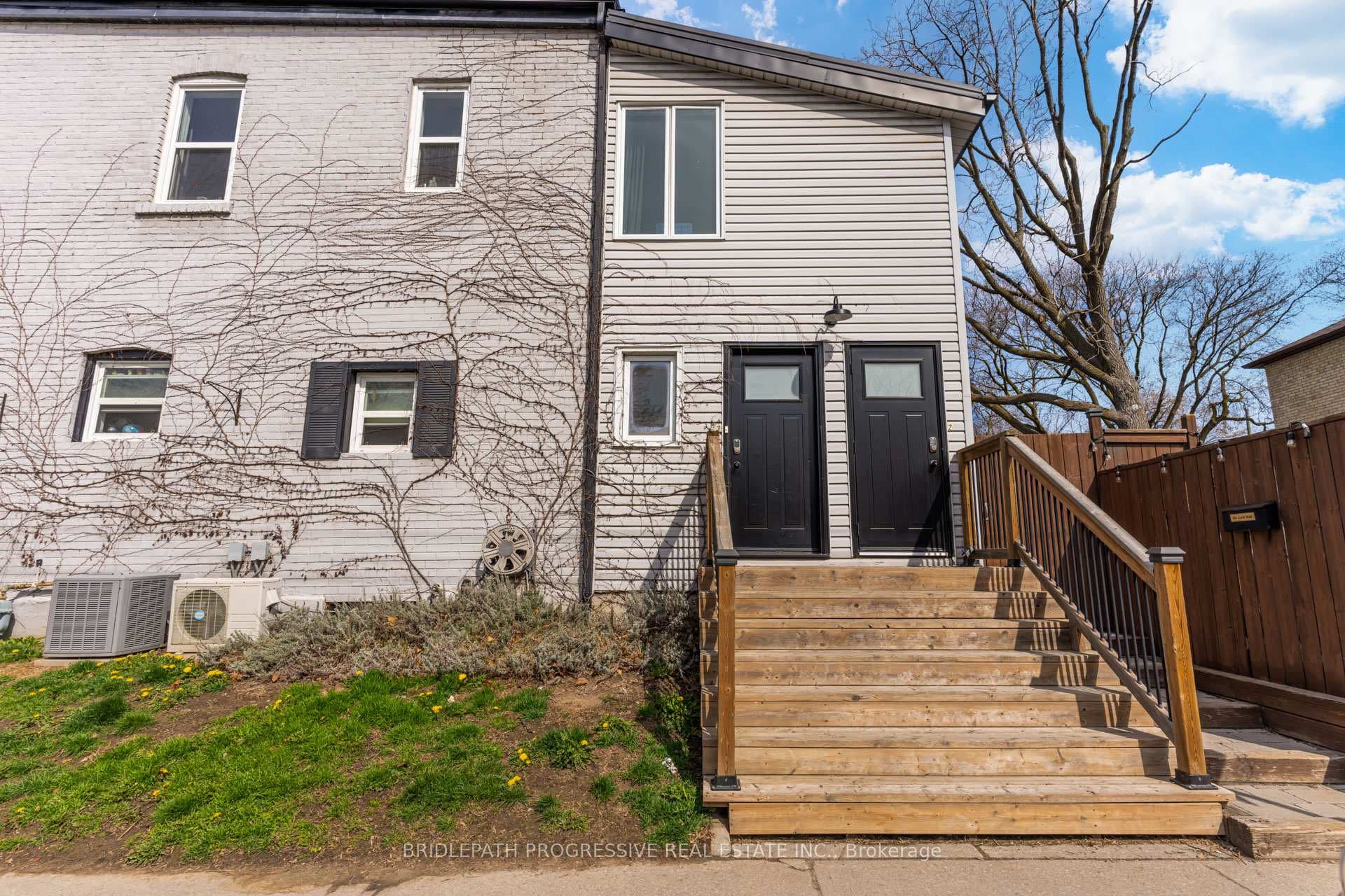 103 Ashdale Avenue Unit 3 photo 4