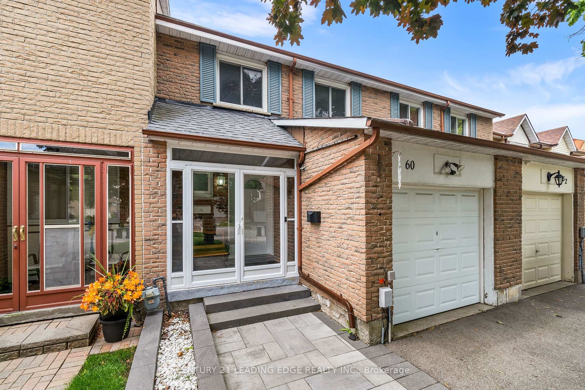 60 Crayford Drive photo 2