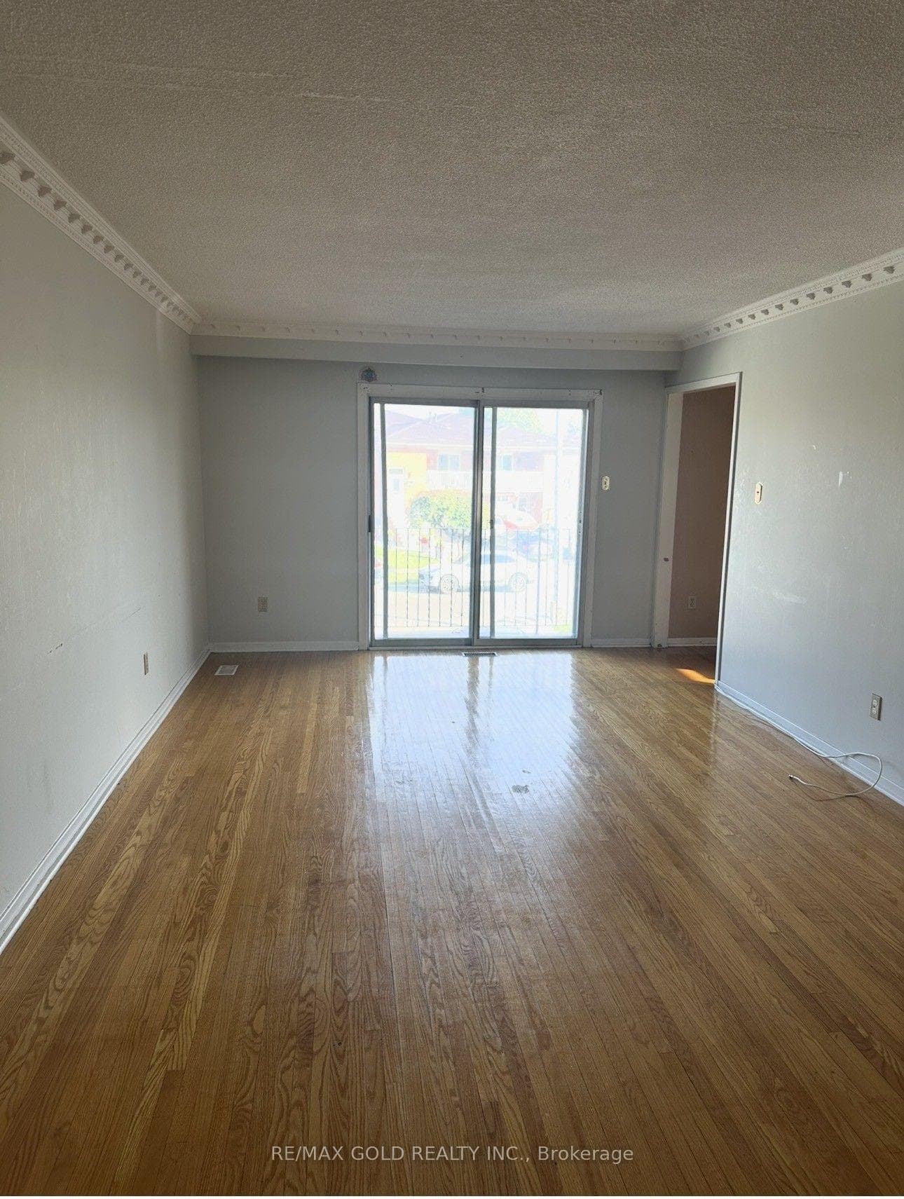 7463 Sigsbee Drive photo 3