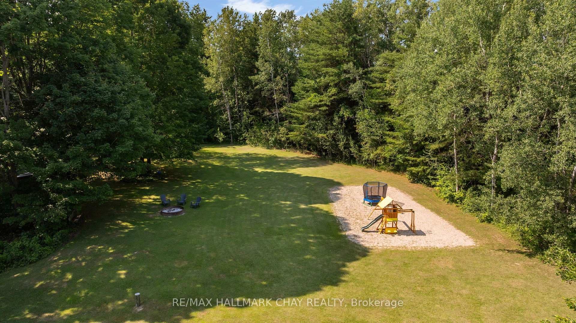 780 Marshall Road, Tiny