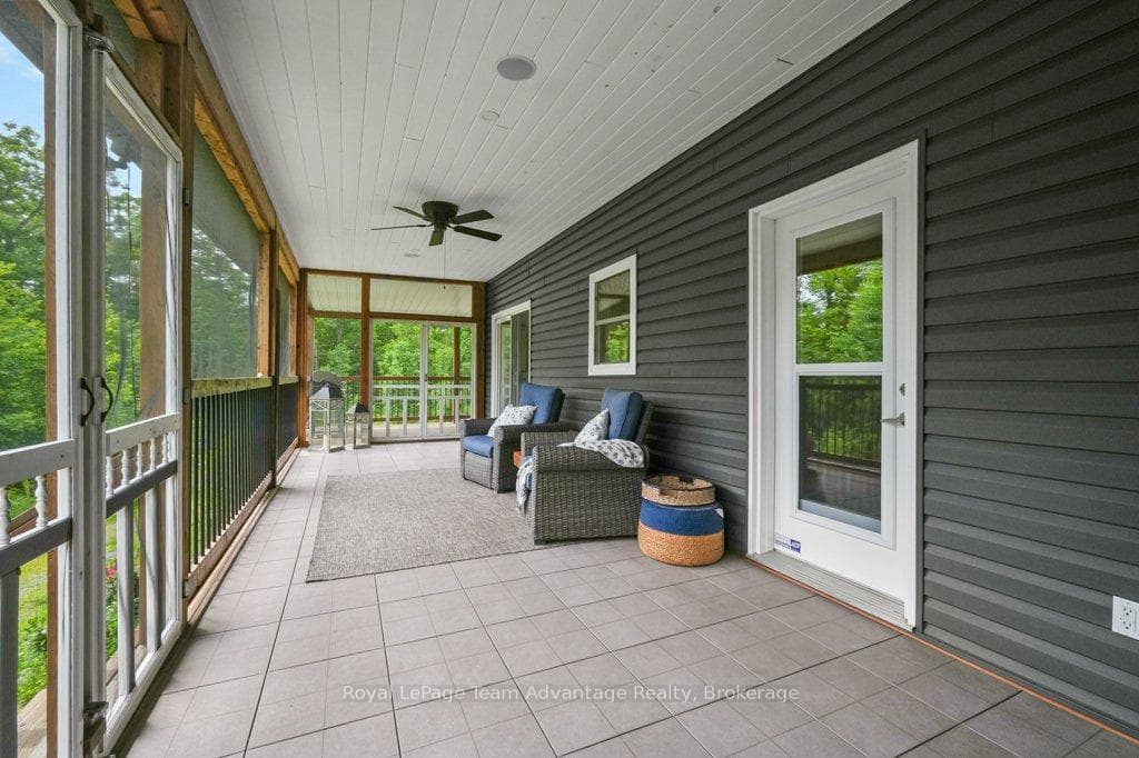 Screened in Porch