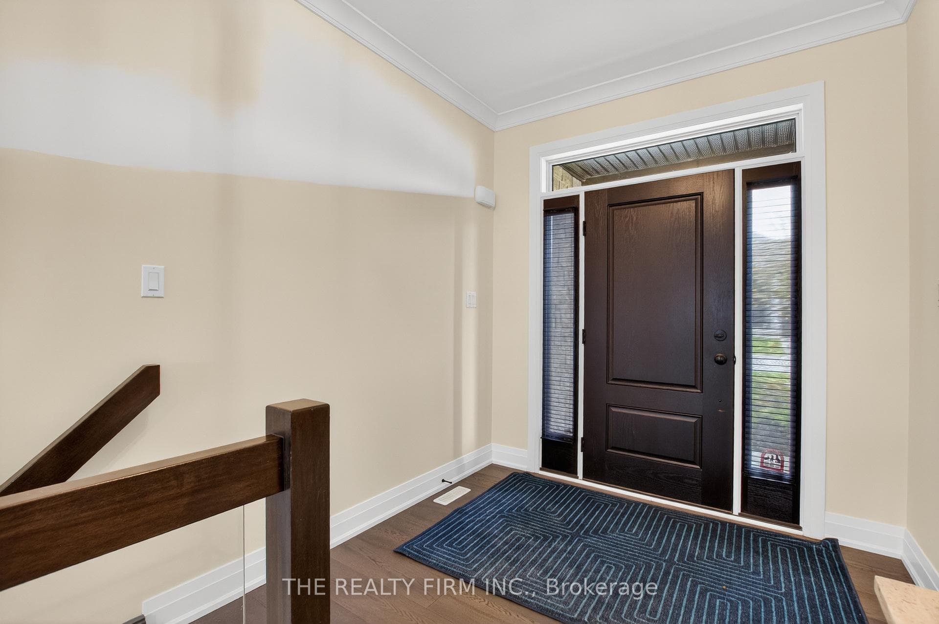95 Mayapple Crescent photo 3