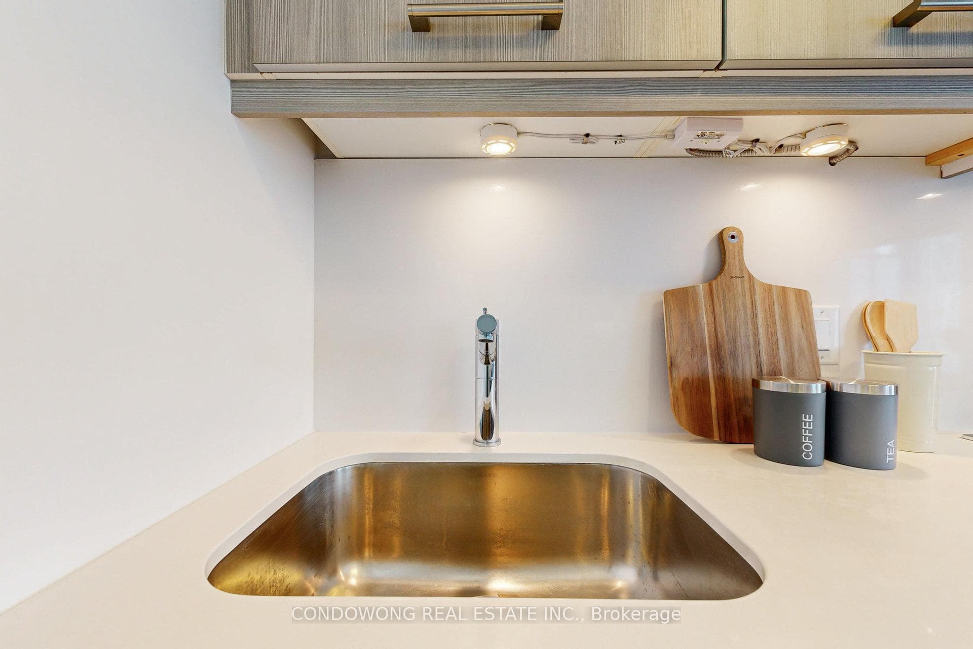 1080 Bay Street Unit 4407 photo 5