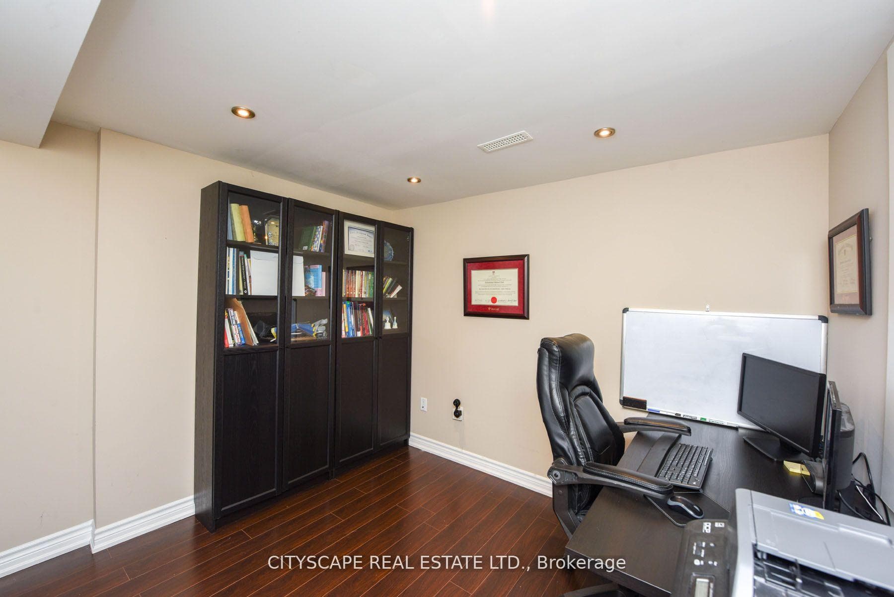 3680 Emery Drive photo 28