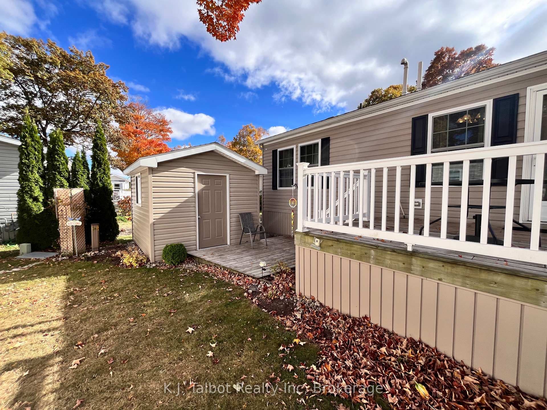 16 CHEROKEE Lane photo 17