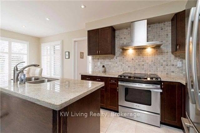 188 Stevenson Road photo 6