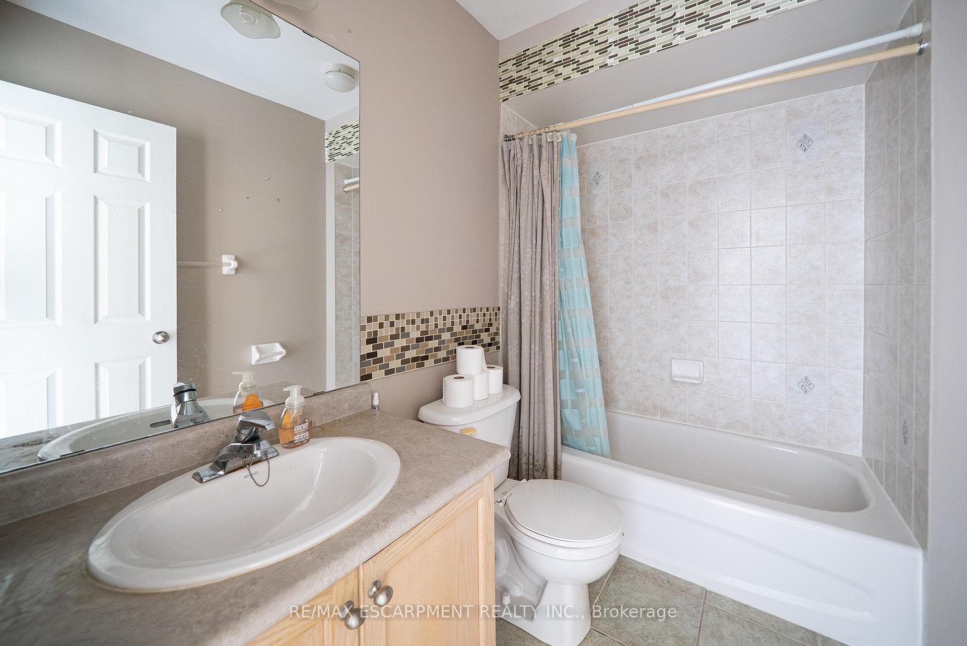 23 Stowe Terrace photo 12