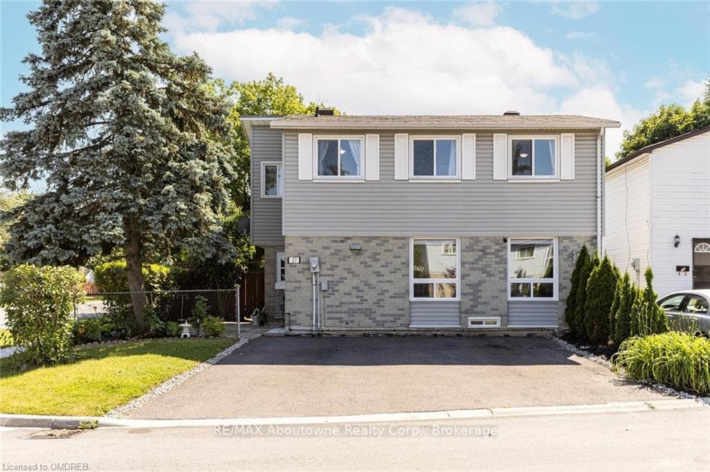 27 HORATIO Court photo 2