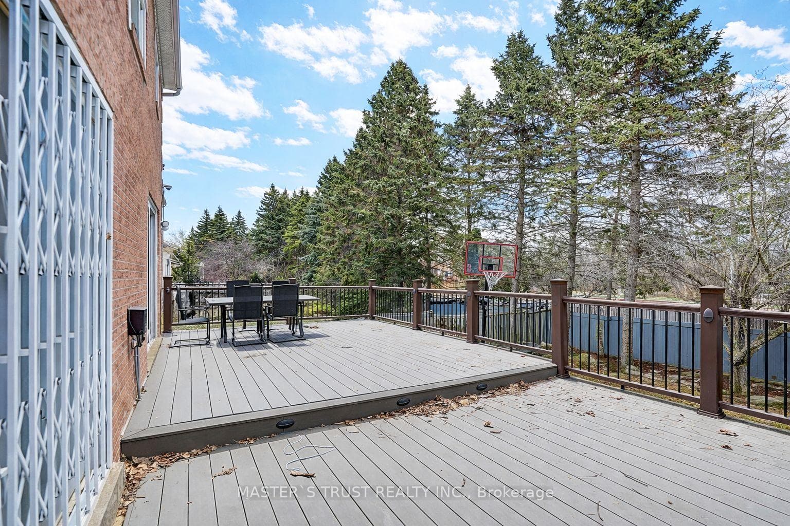 10 Melchior Crescent photo 48