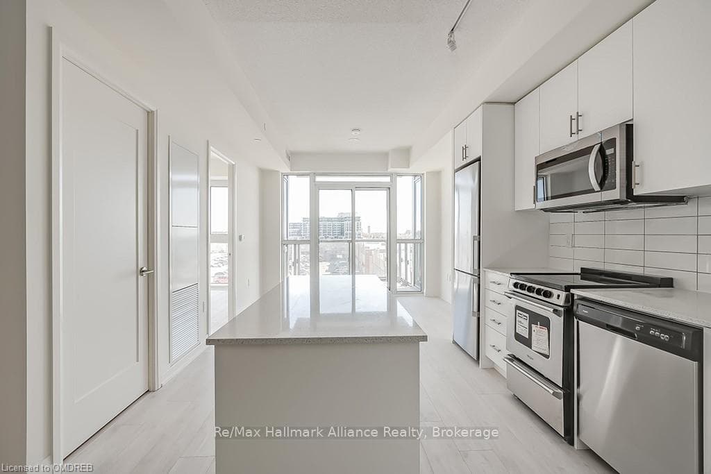 509 DUNDAS Street Unit 415 photo 14