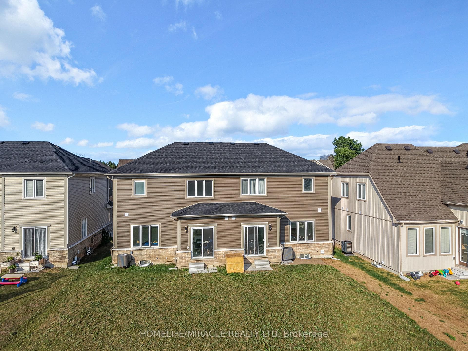 67 Oakmont Drive photo 32