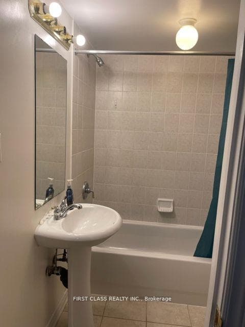 2B Madeline Road Unit Main photo 7