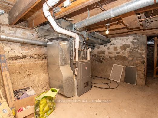 51 Huron Road photo 22