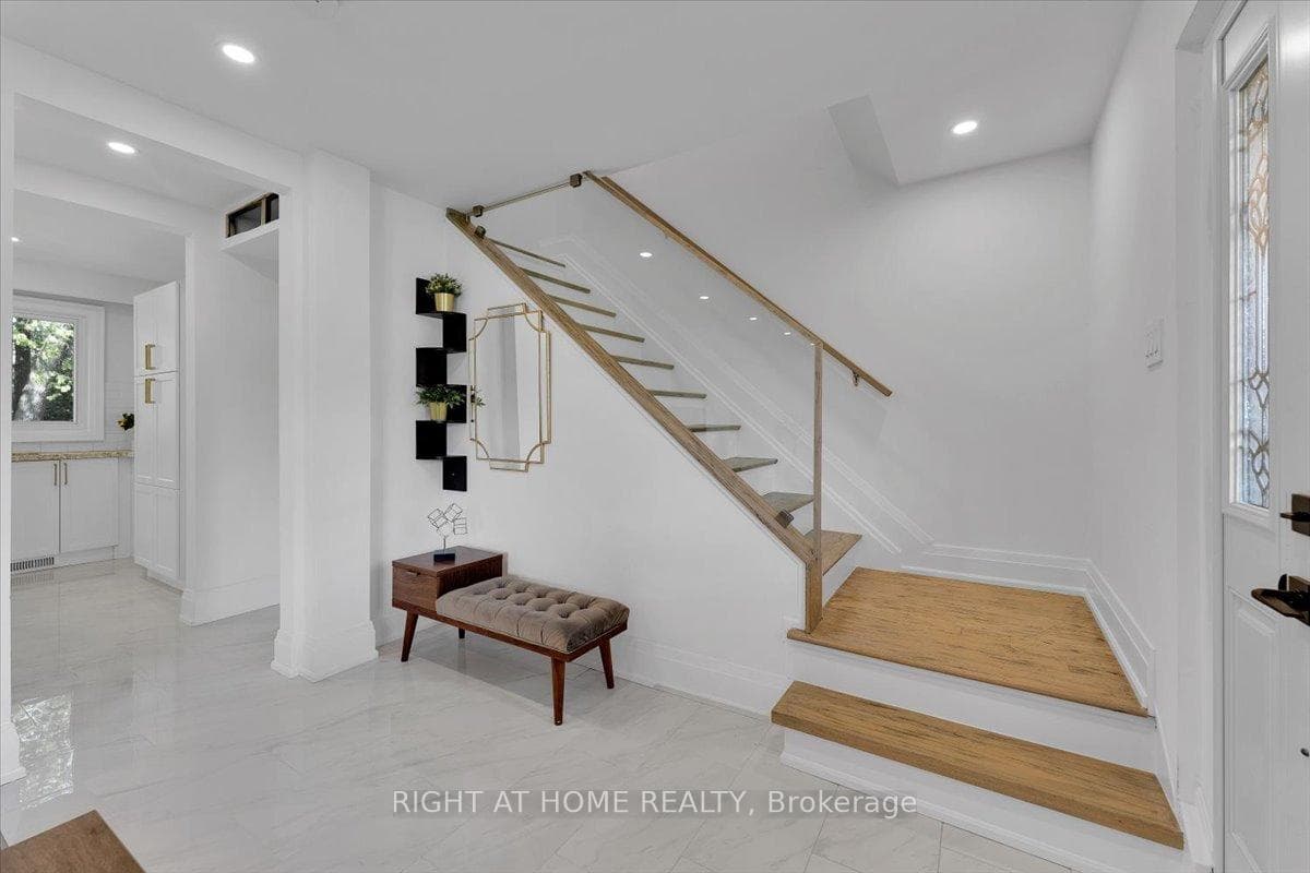 1108 Kipling Avenue photo 3