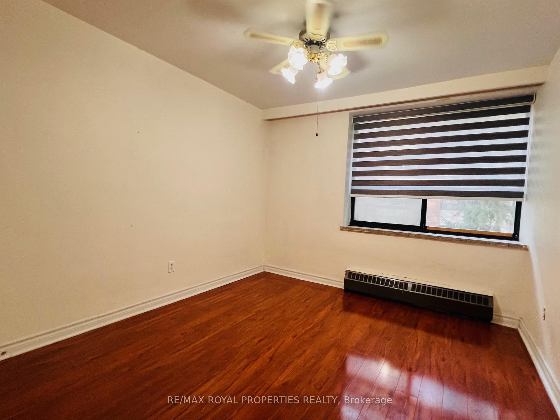 921 Midland Avenue Unit 109 photo 9