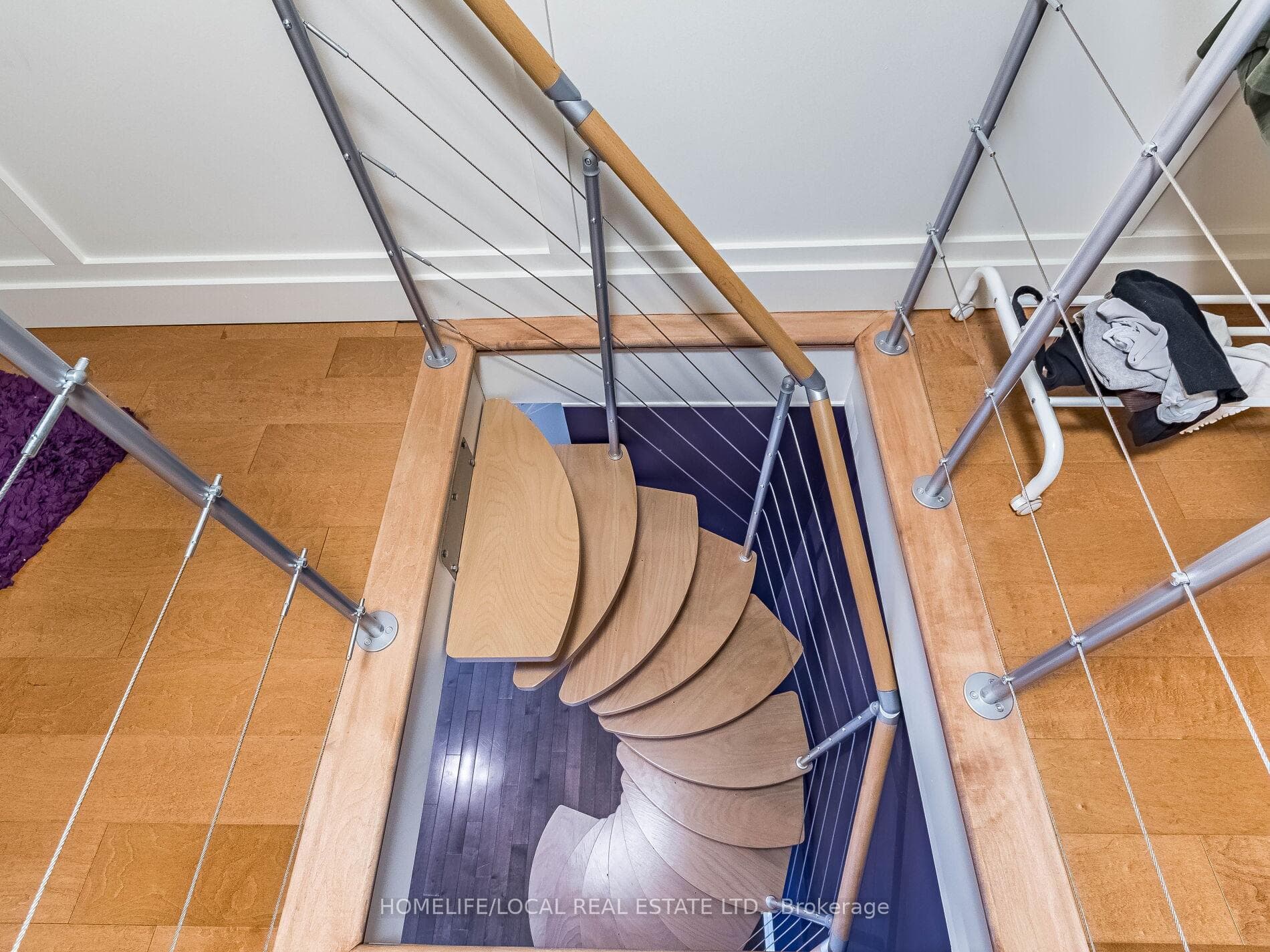 16 Acton Avenue photo 23