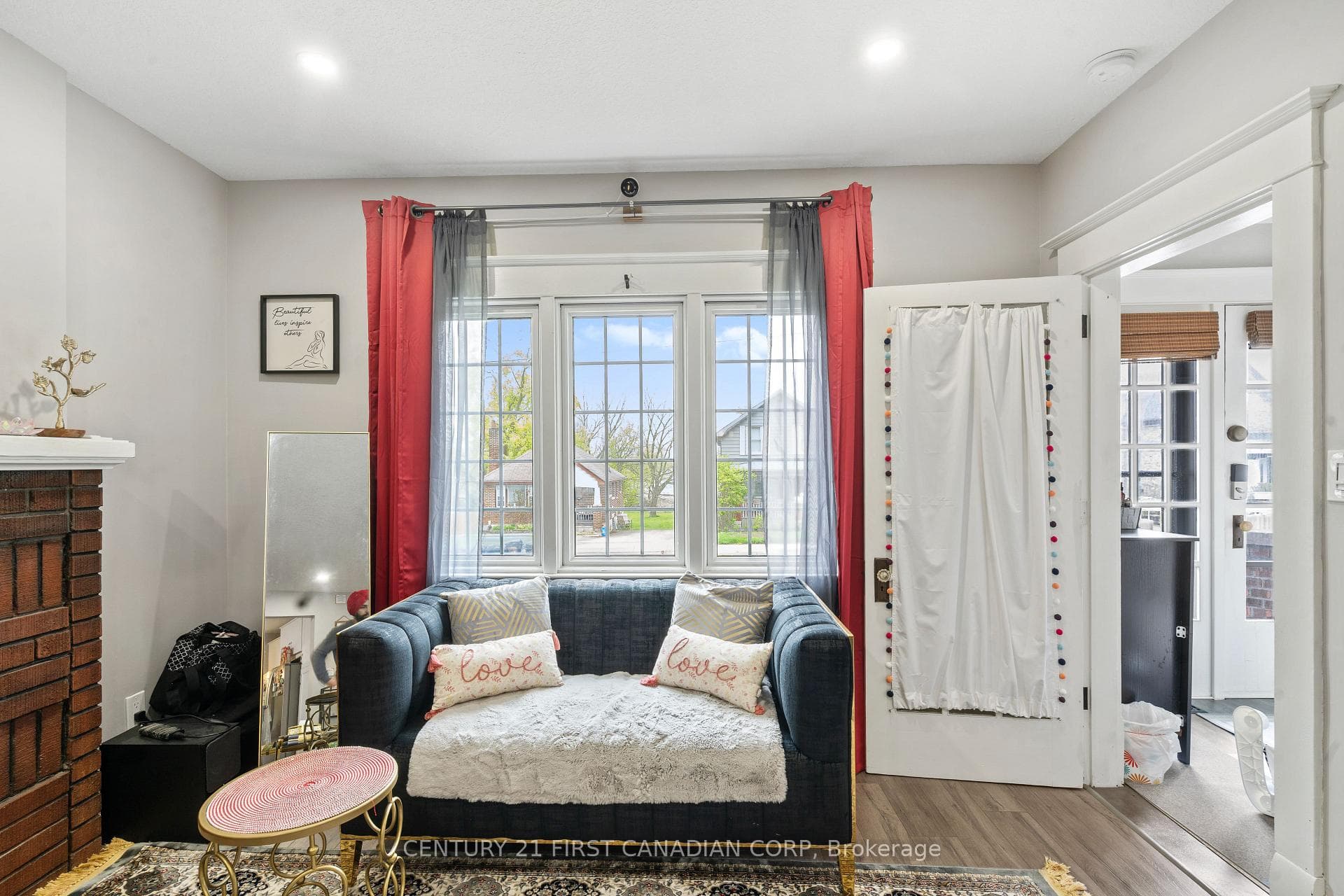 594 Highbury Avenue photo 5