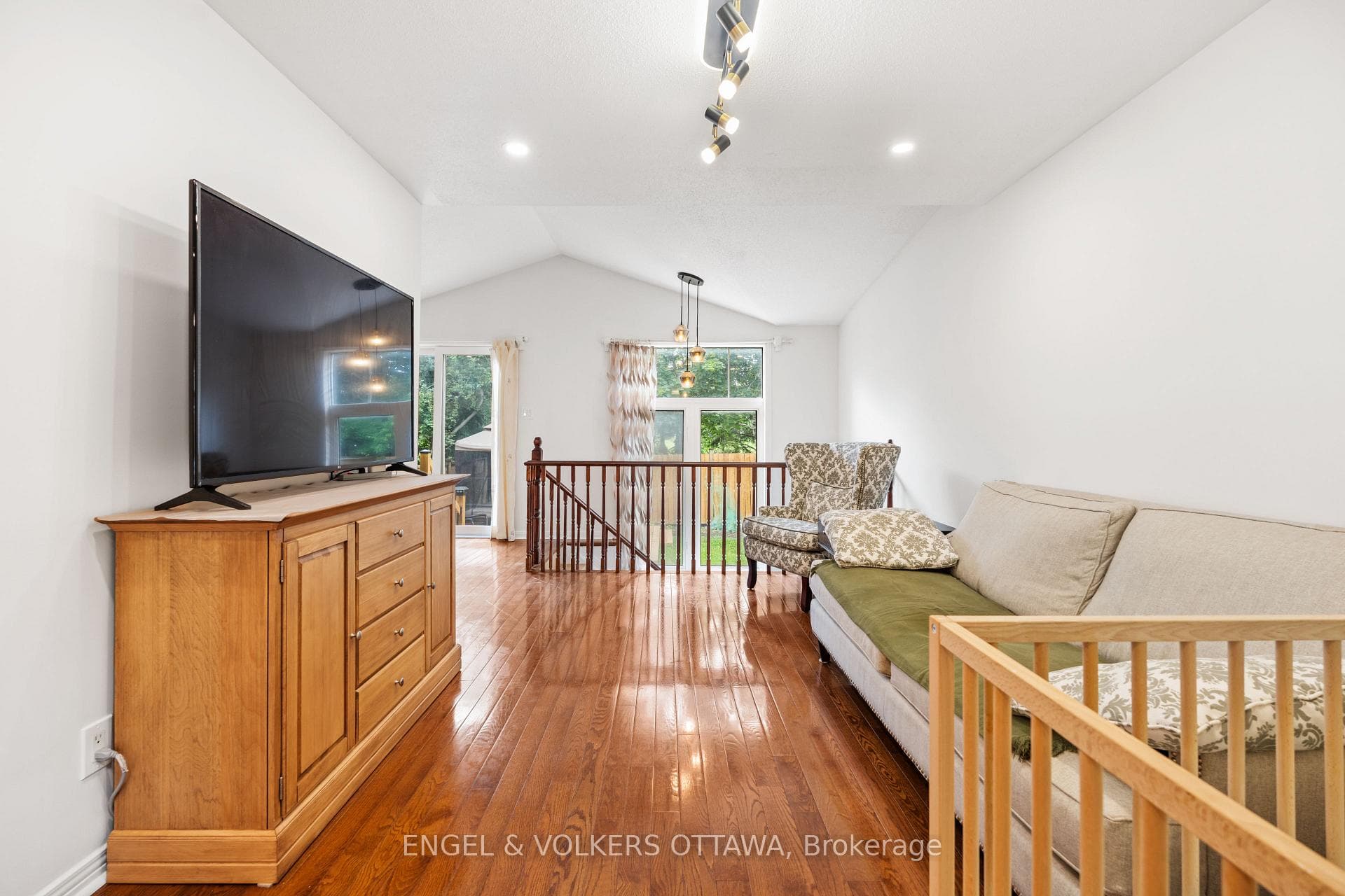18 Cambray Lane photo 10