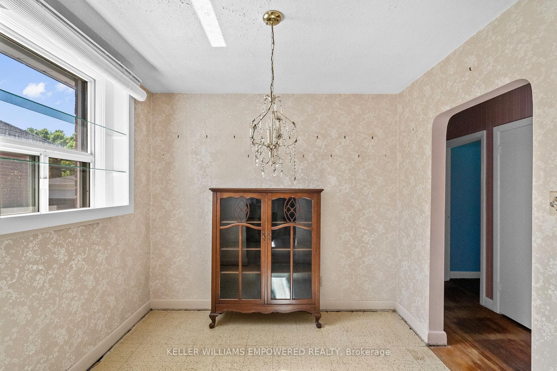 88 Edgecroft Road photo 12