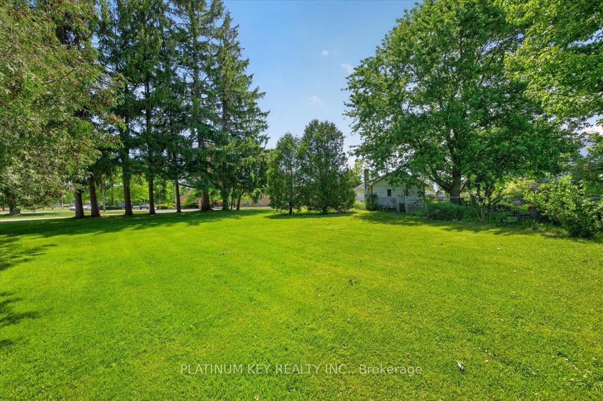 21996 Melbourne Road photo 10