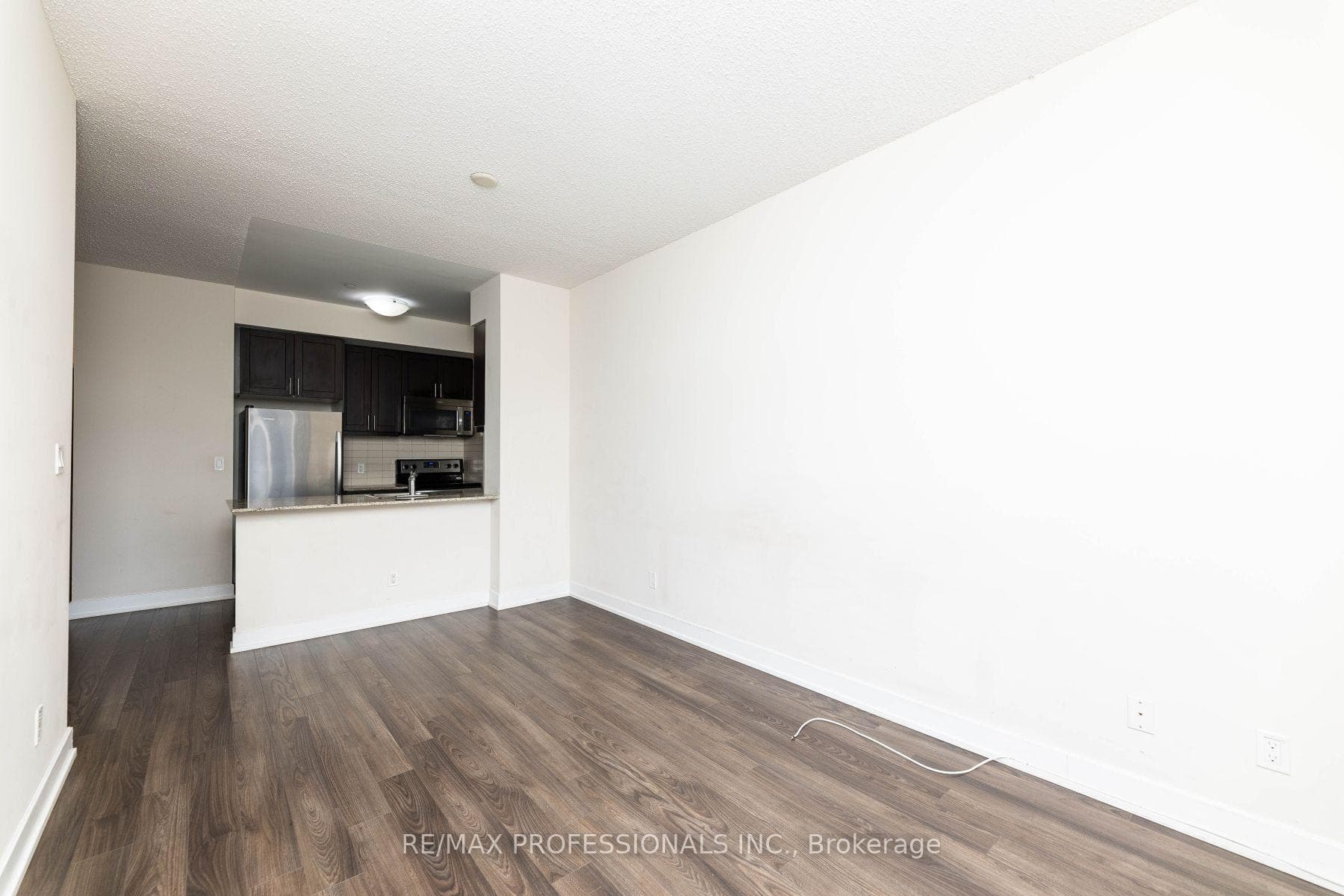 6 Eva Road Unit 106 photo 40