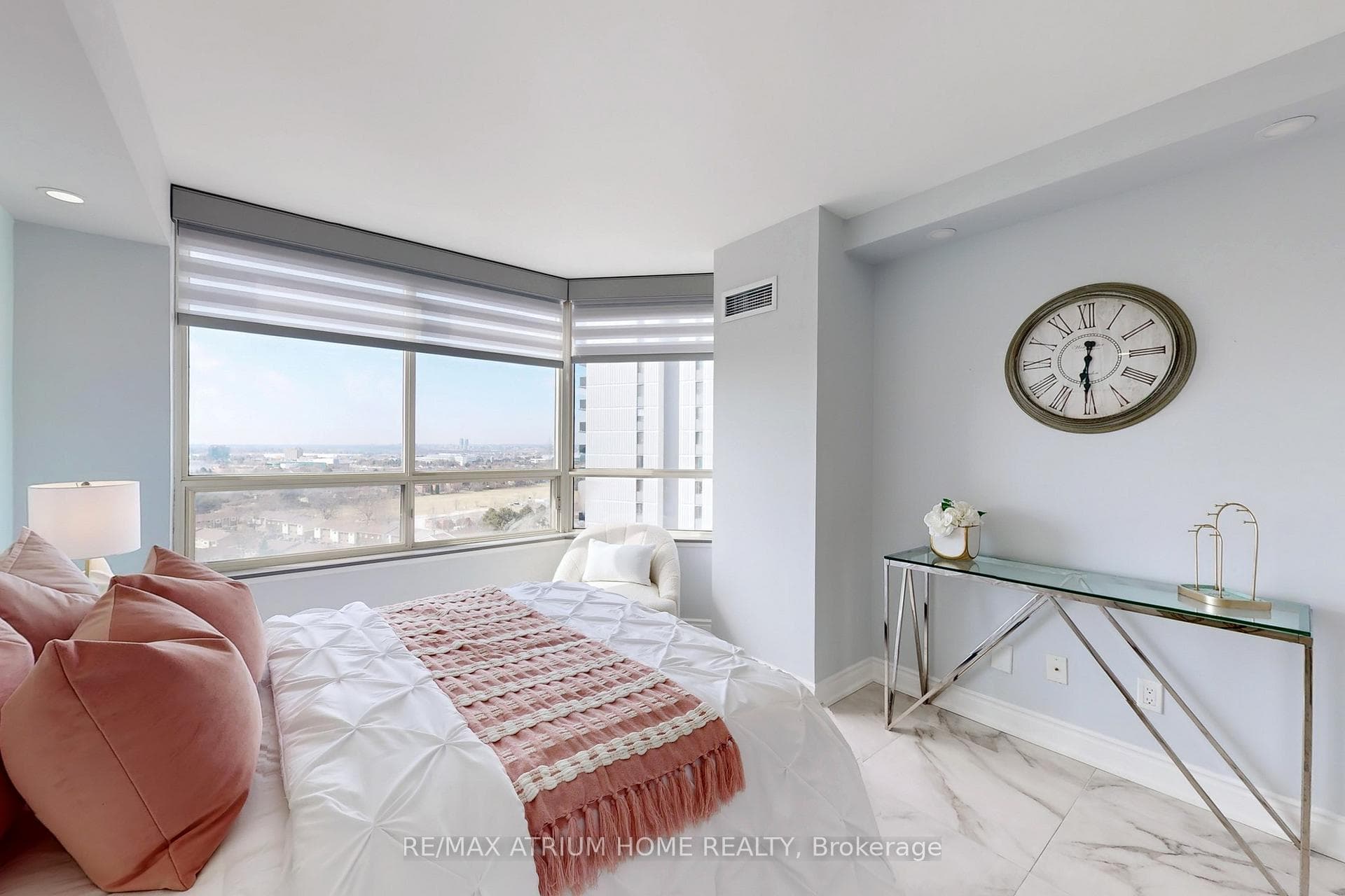 175 Bamburgh Circle Unit 1515 photo 29