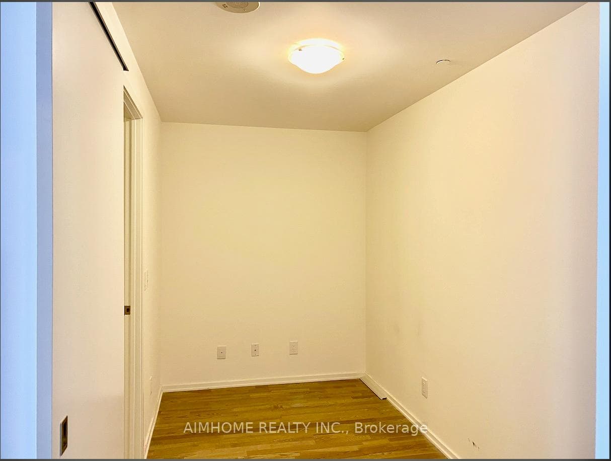 1 Bloor Street Unit 4008 photo 8