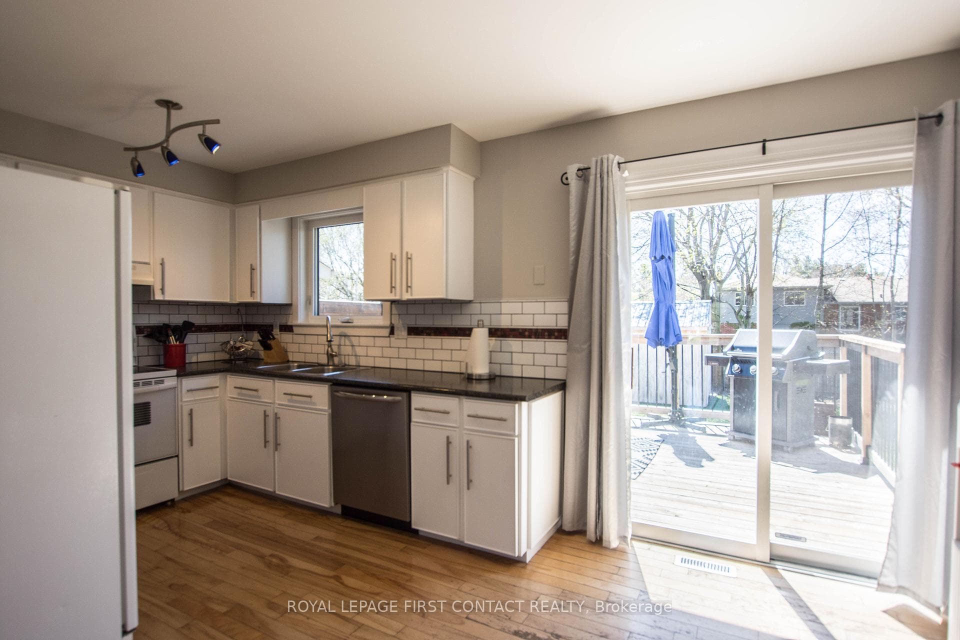 43 Clover Avenue photo 17