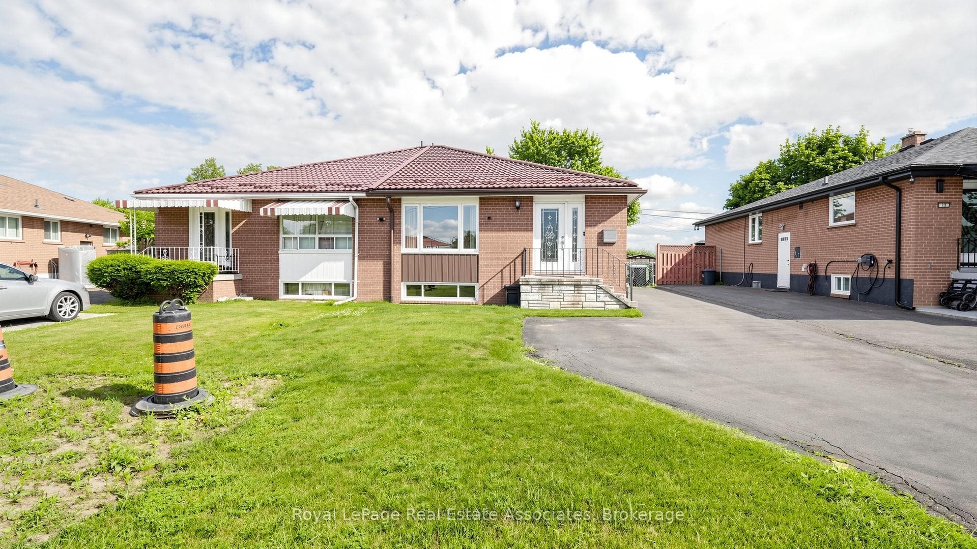 71 Addington Crescent photo 1