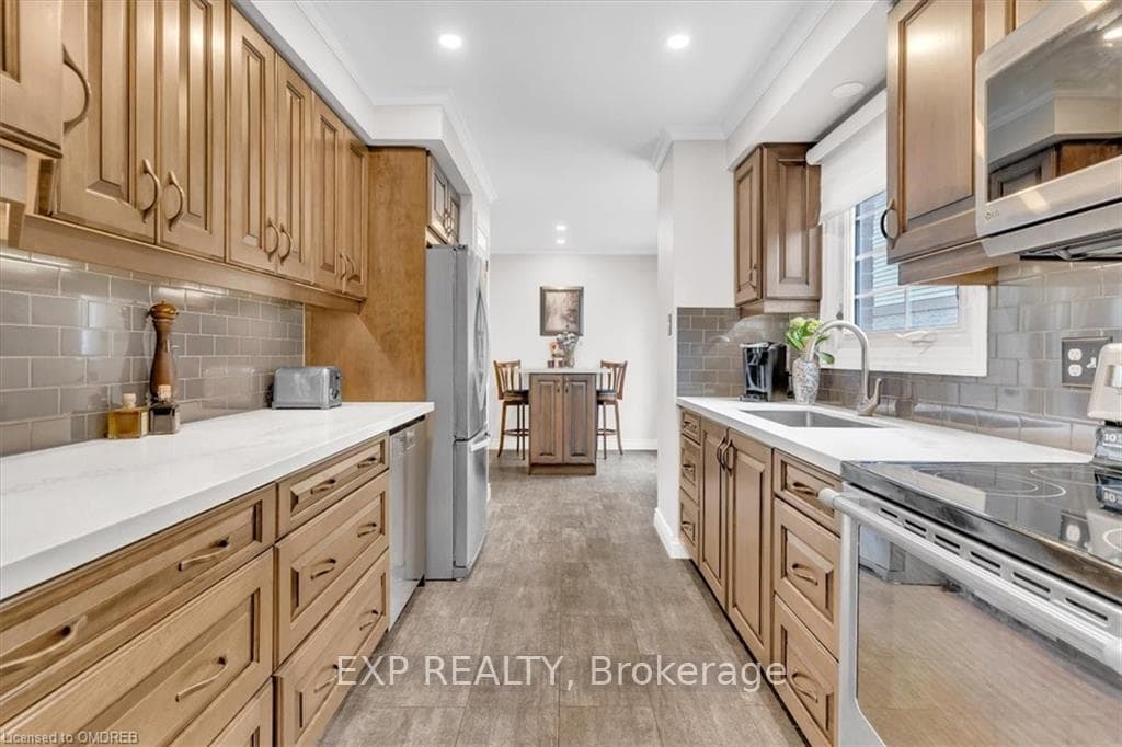Cooks kitchen