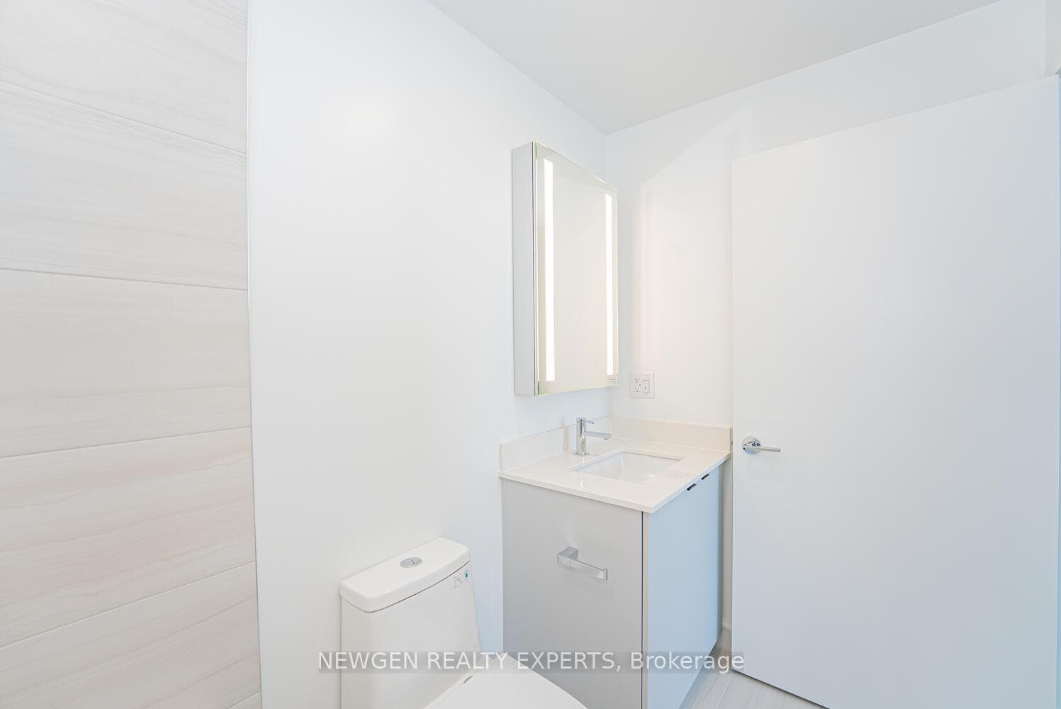 285 Dufferin Street Unit 1203 photo 23