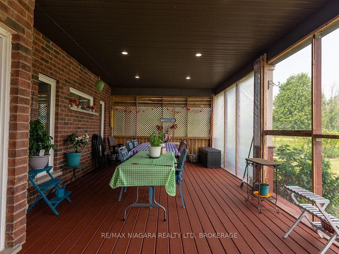 11004 Lakeshore Road photo 43