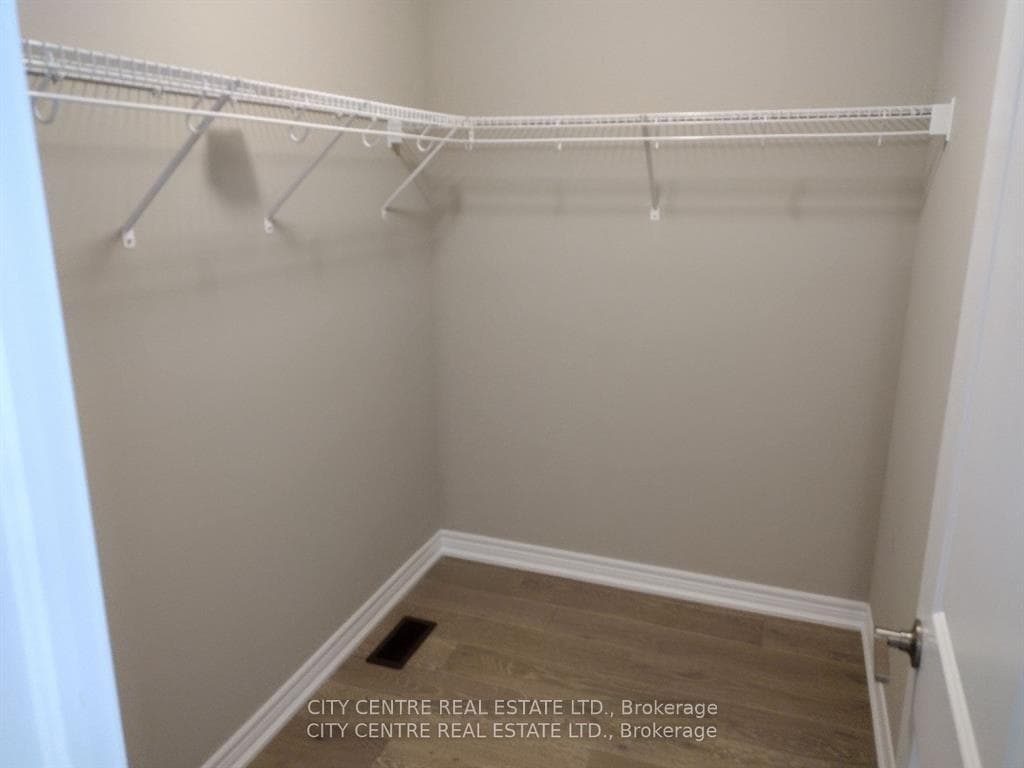 3329 Mockingbird Common Court photo 12