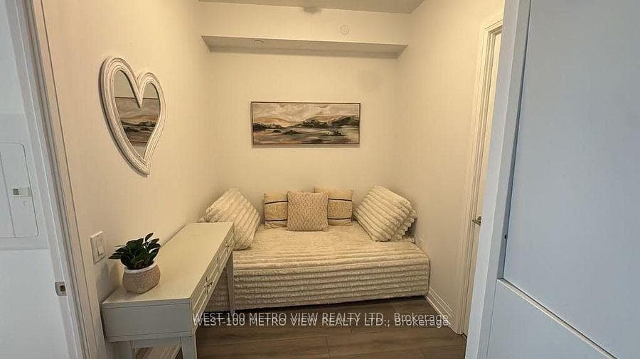 412 Silver Maple Road Unit 516 photo 10