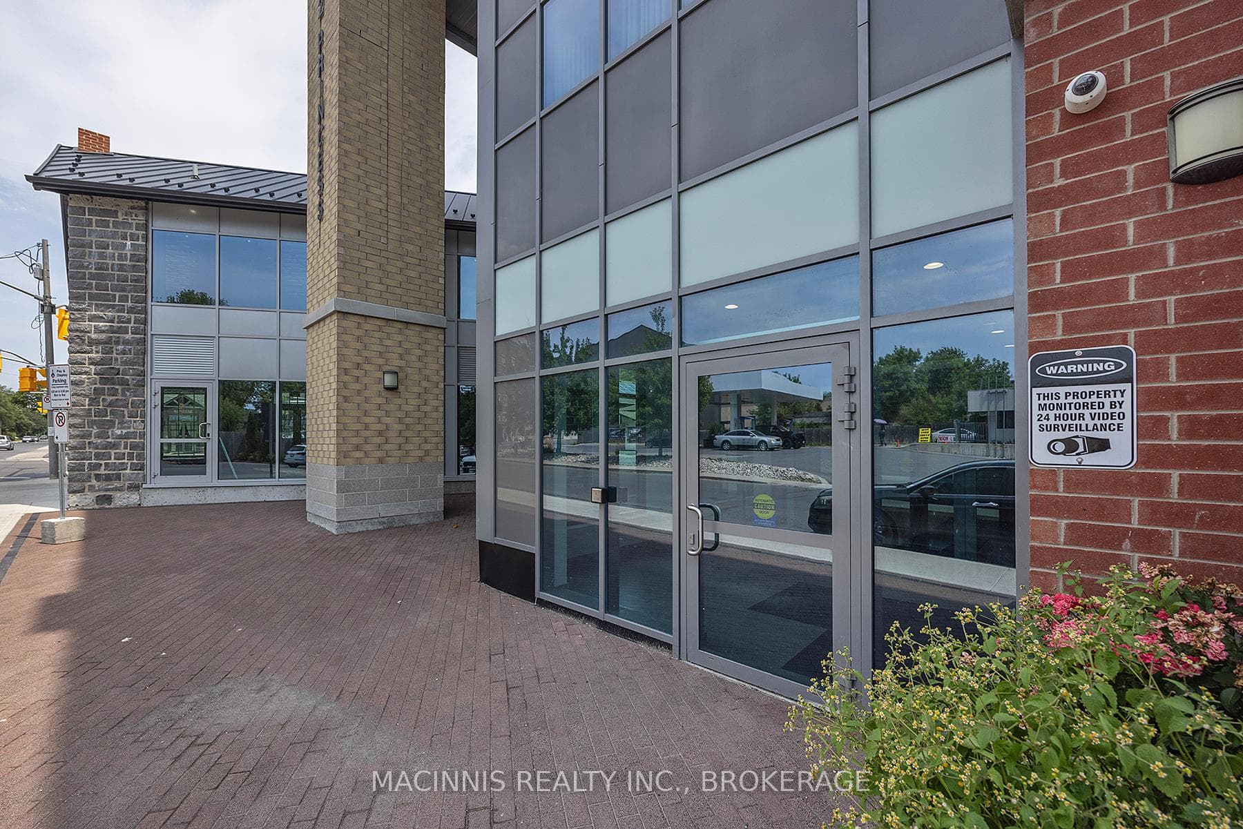 652 Princess Street Unit 410 photo 41