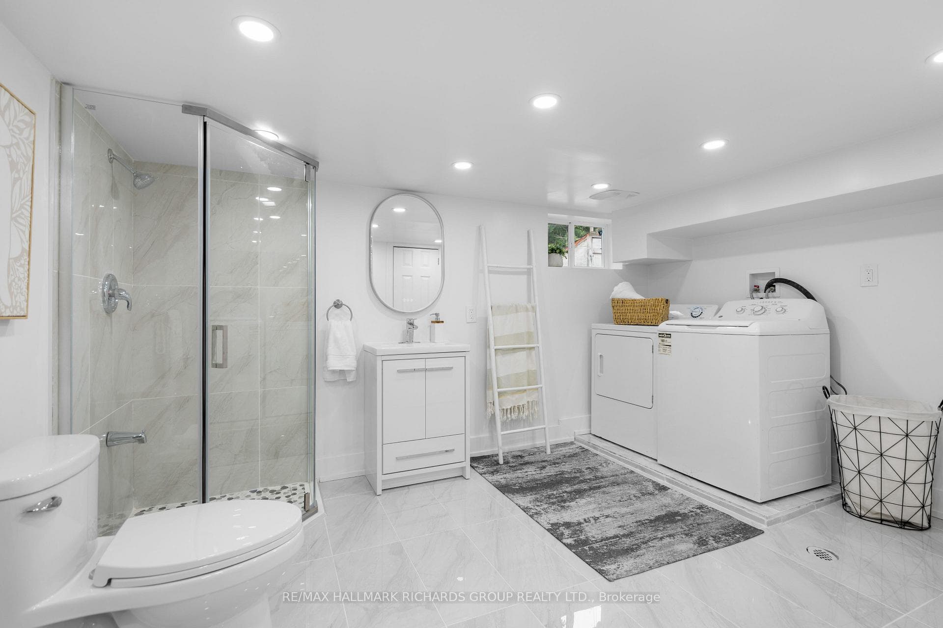 898 Greenwood Avenue photo 27