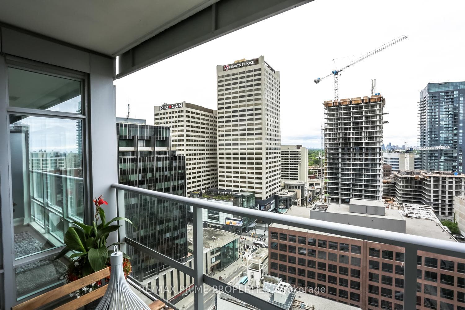 2191 Yonge Street Unit 2309 photo 23