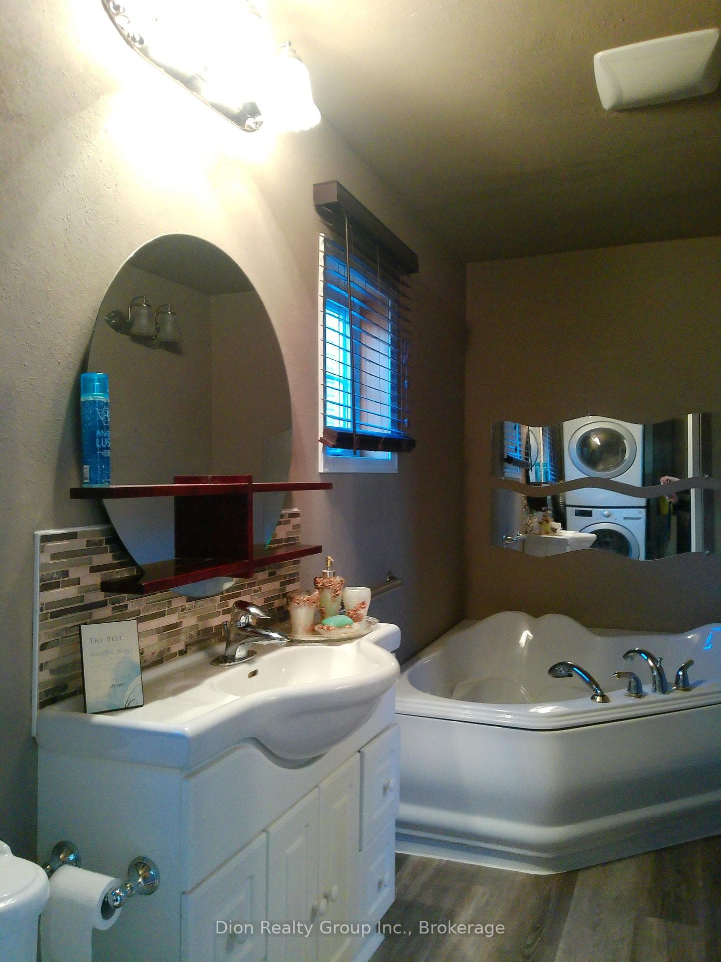 32 Rand Avenue photo 15