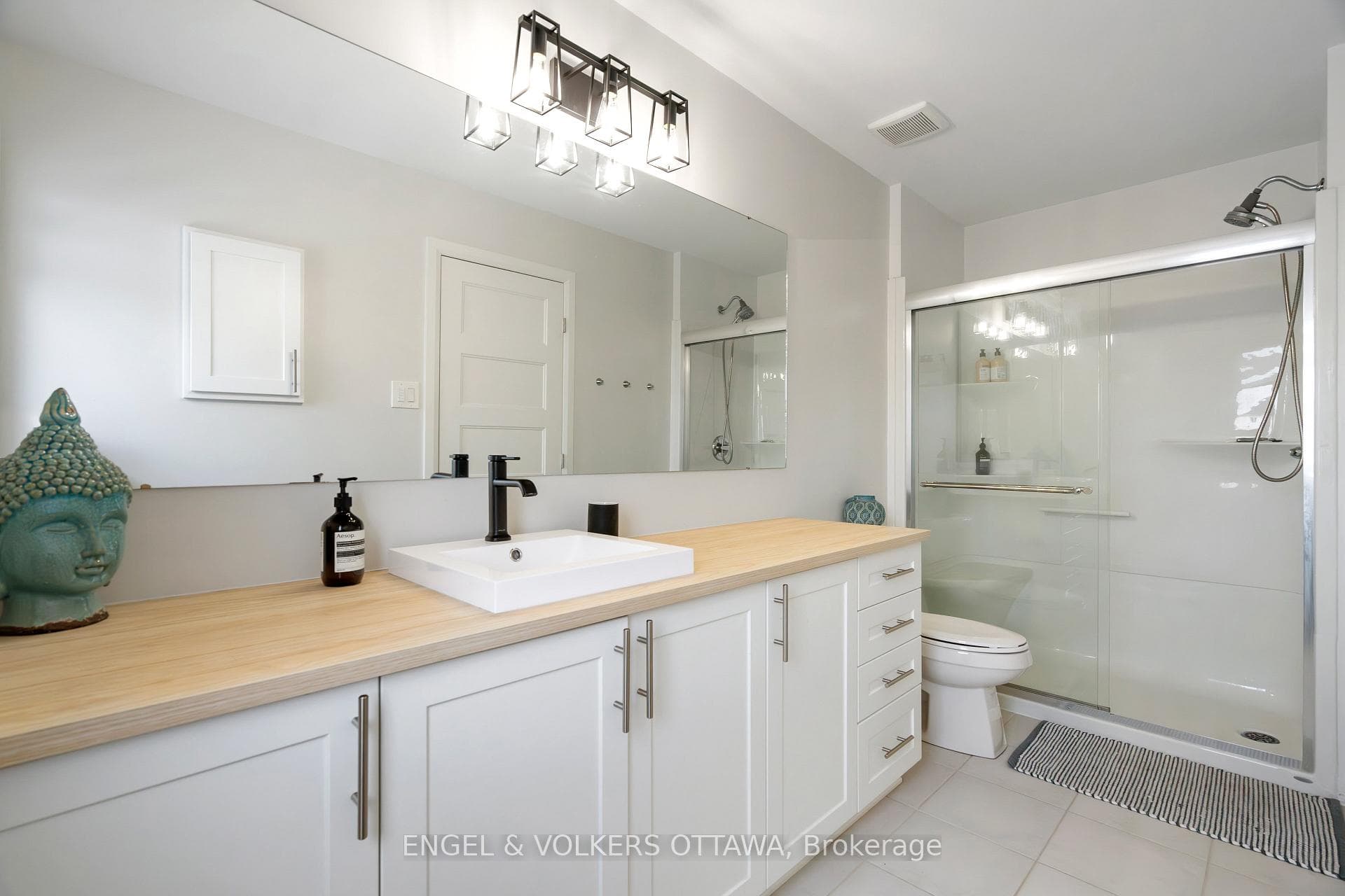 149 Turquoise Street photo 25