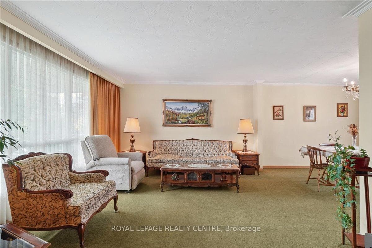 151 Redgrave Drive photo 8