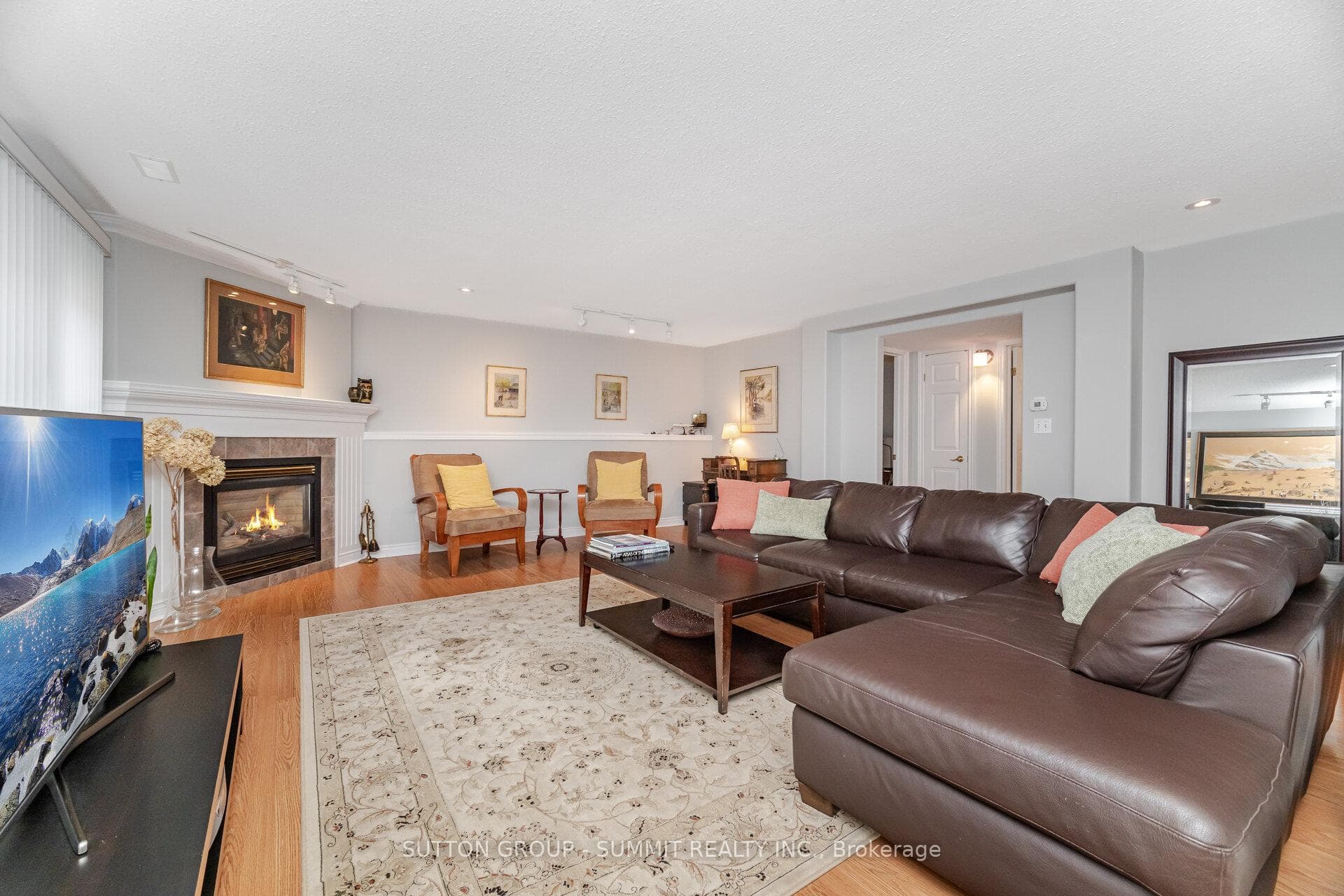 3396 DUSTAN Street photo 24