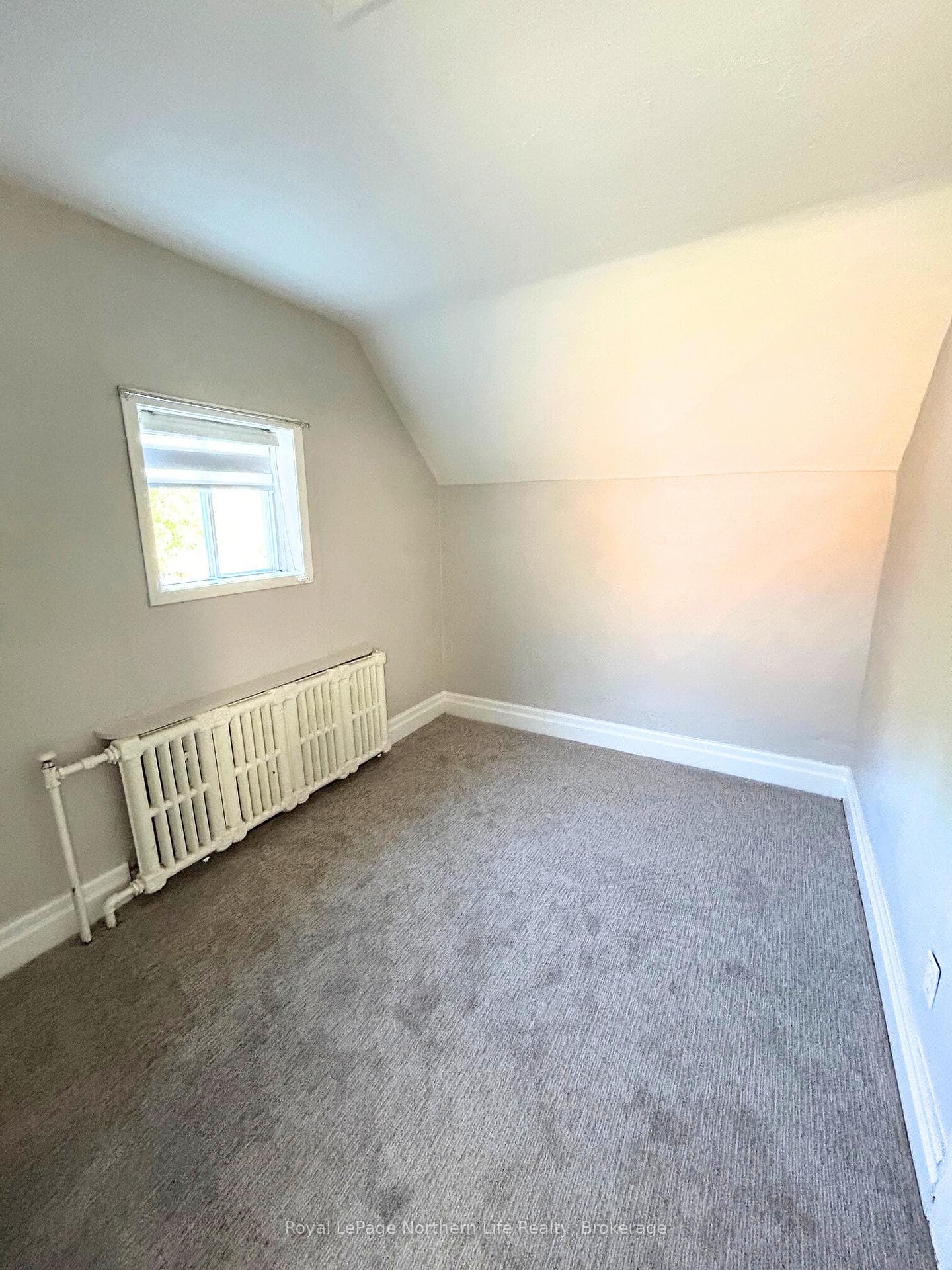 360 Worthington Street photo 24