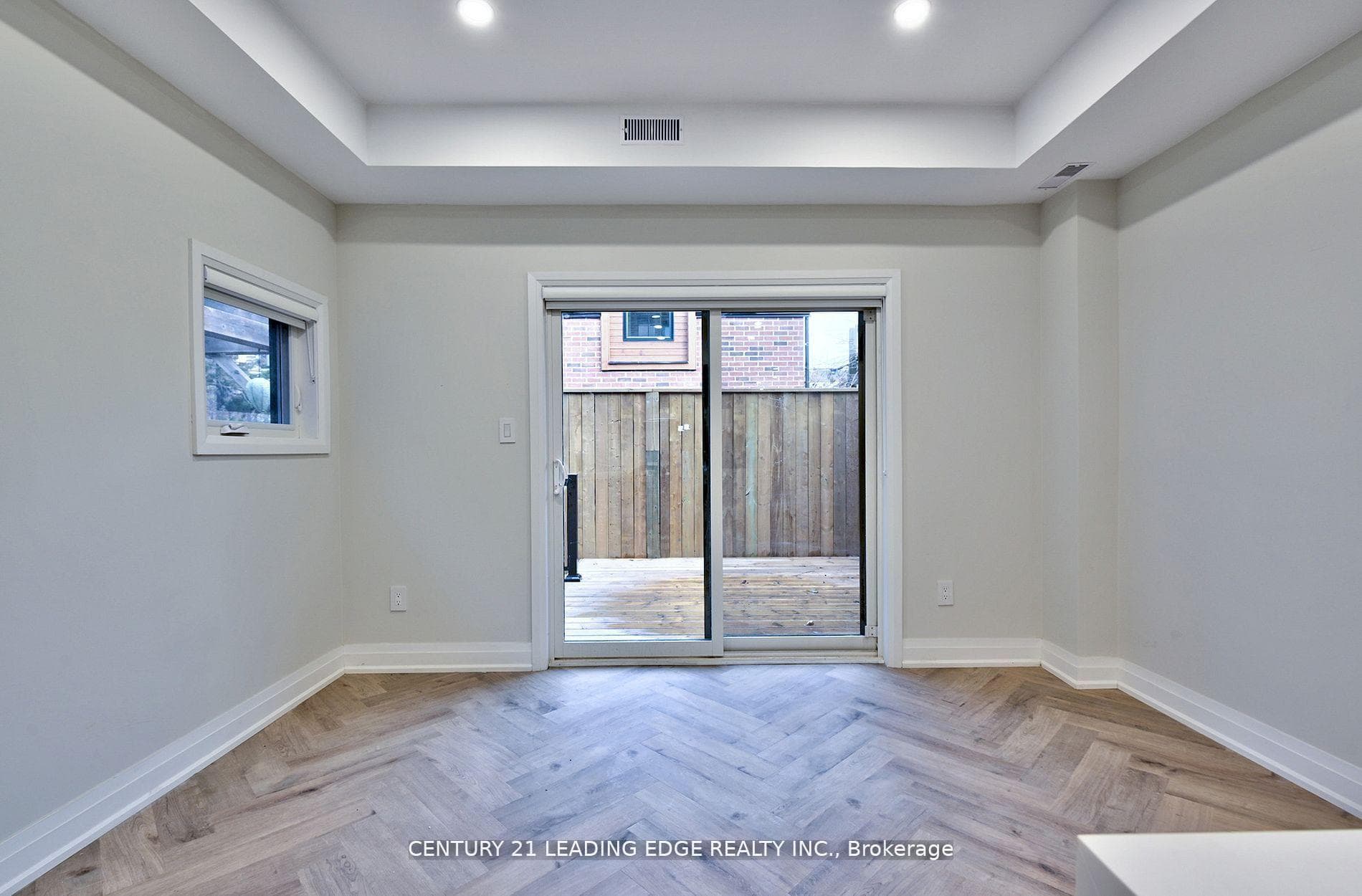 53 Boon Avenue Unit 1 photo 11