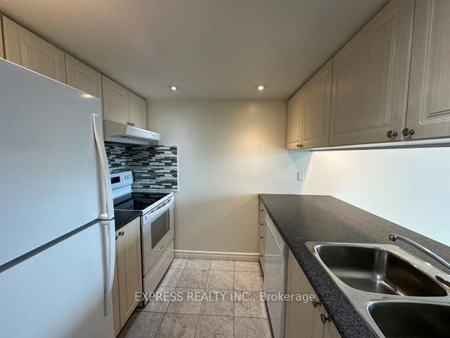 38 Elm Street Unit 2712 photo 2
