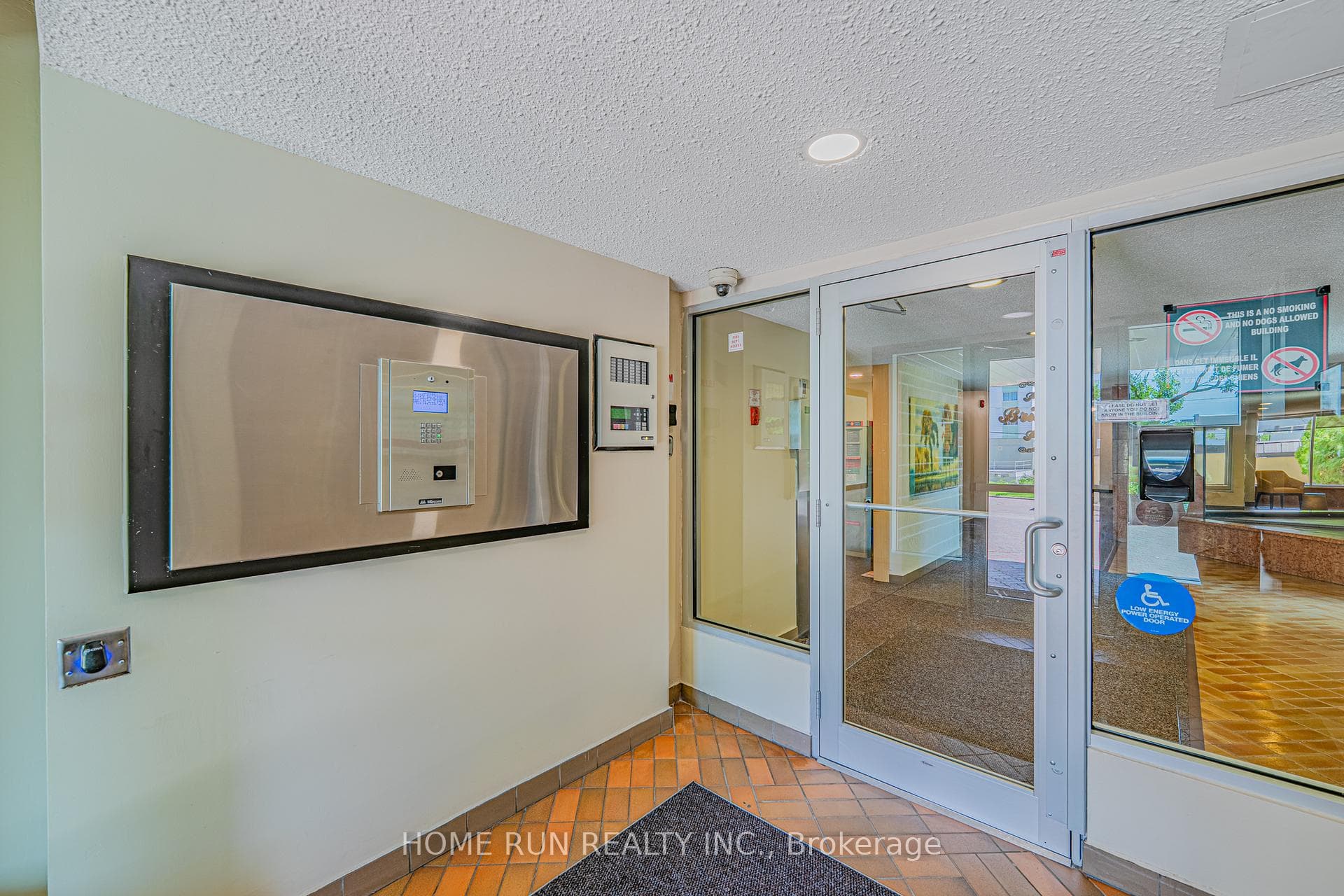 555 BRITTANY Drive Unit 1111 photo 9