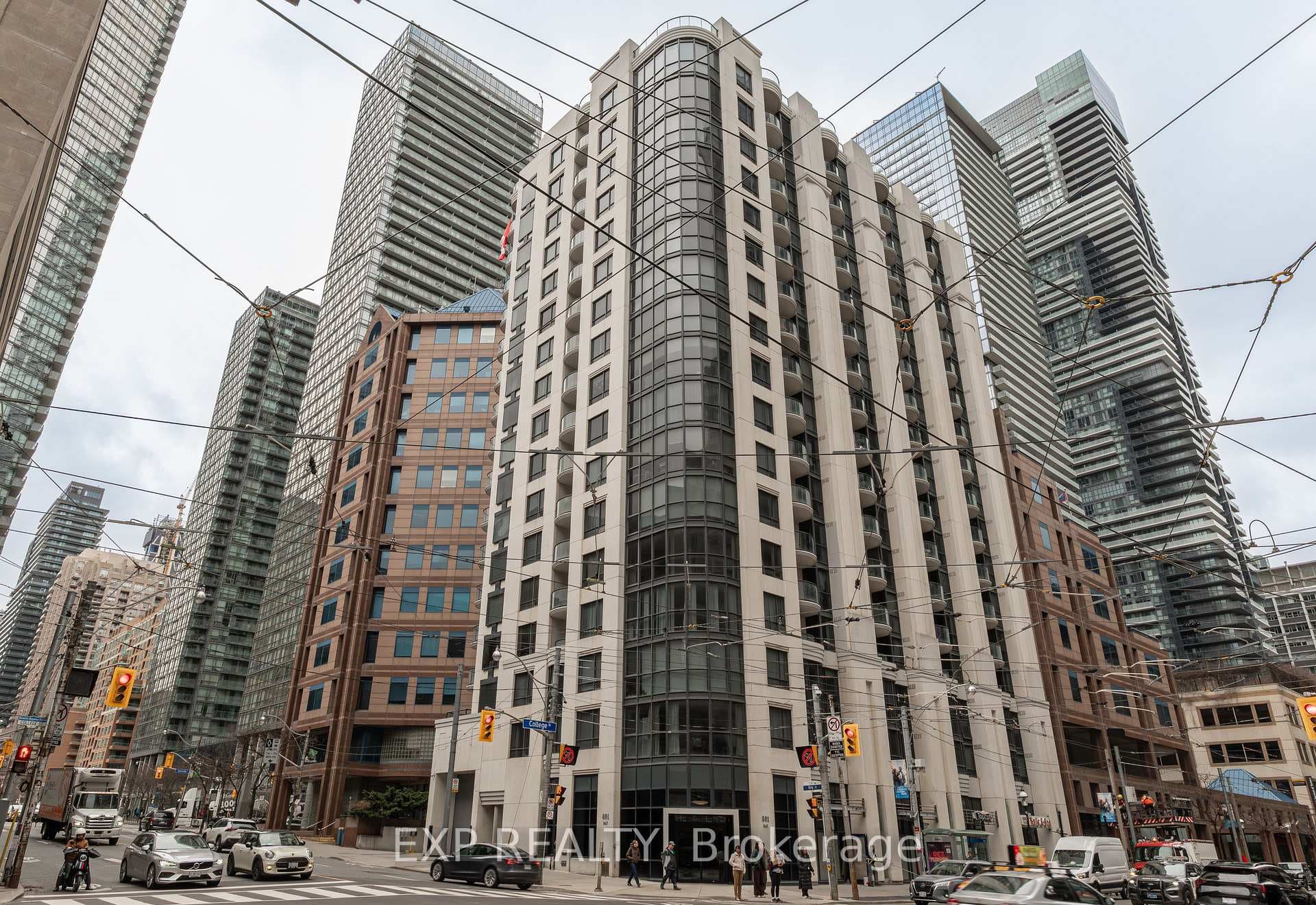 801 Bay Street